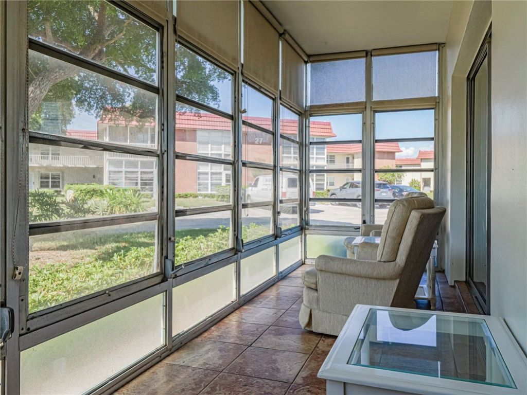 28 Pine Arbor Lane, Unit 101, Vero Beach, FL 32962 Photo