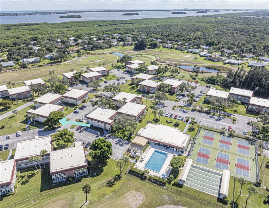 28 Pine Arbor Lane, Unit 101, Vero Beach, FL 32962 Photo