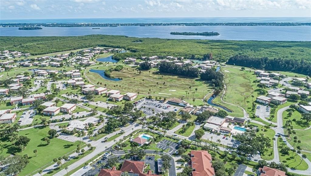 28 Pine Arbor Lane, Unit 101, Vero Beach, FL 32962 Photo
