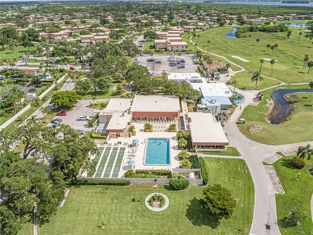 28 Pine Arbor Lane, Unit 101, Vero Beach, FL 32962 Photo