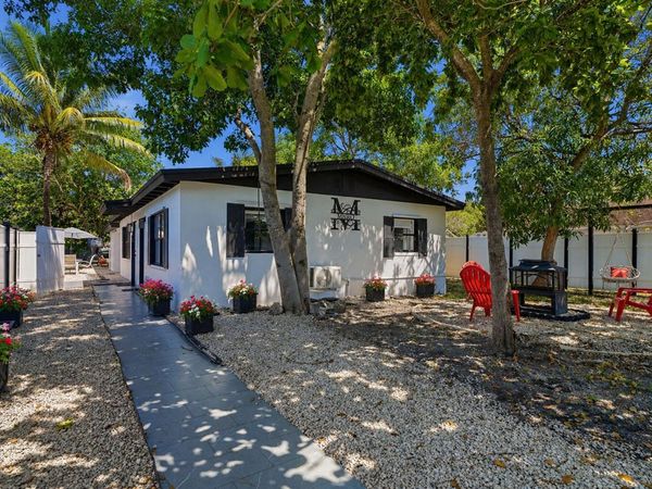 1100 NW 3rd Avenue, Unit 1-2, Fort Lauderdale, FL 33311