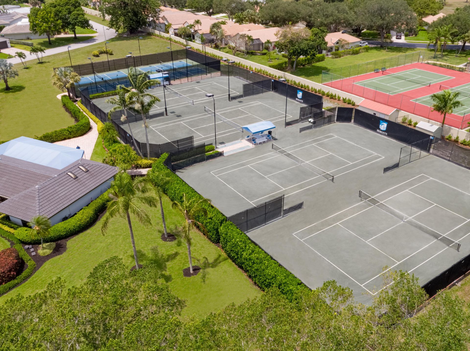 706 Foxpointe Circle, Delray Beach, FL 33445 Photo