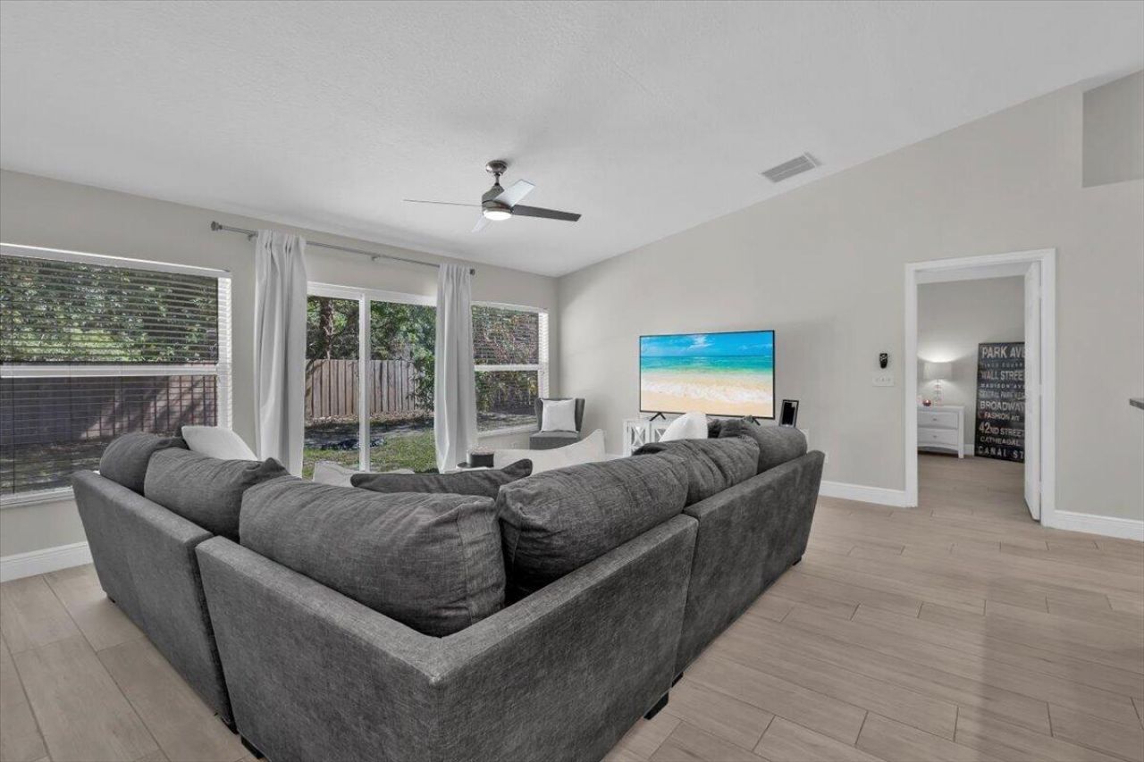 538 SW Comet Terrace, Port Saint Lucie, FL 34953 Photo
