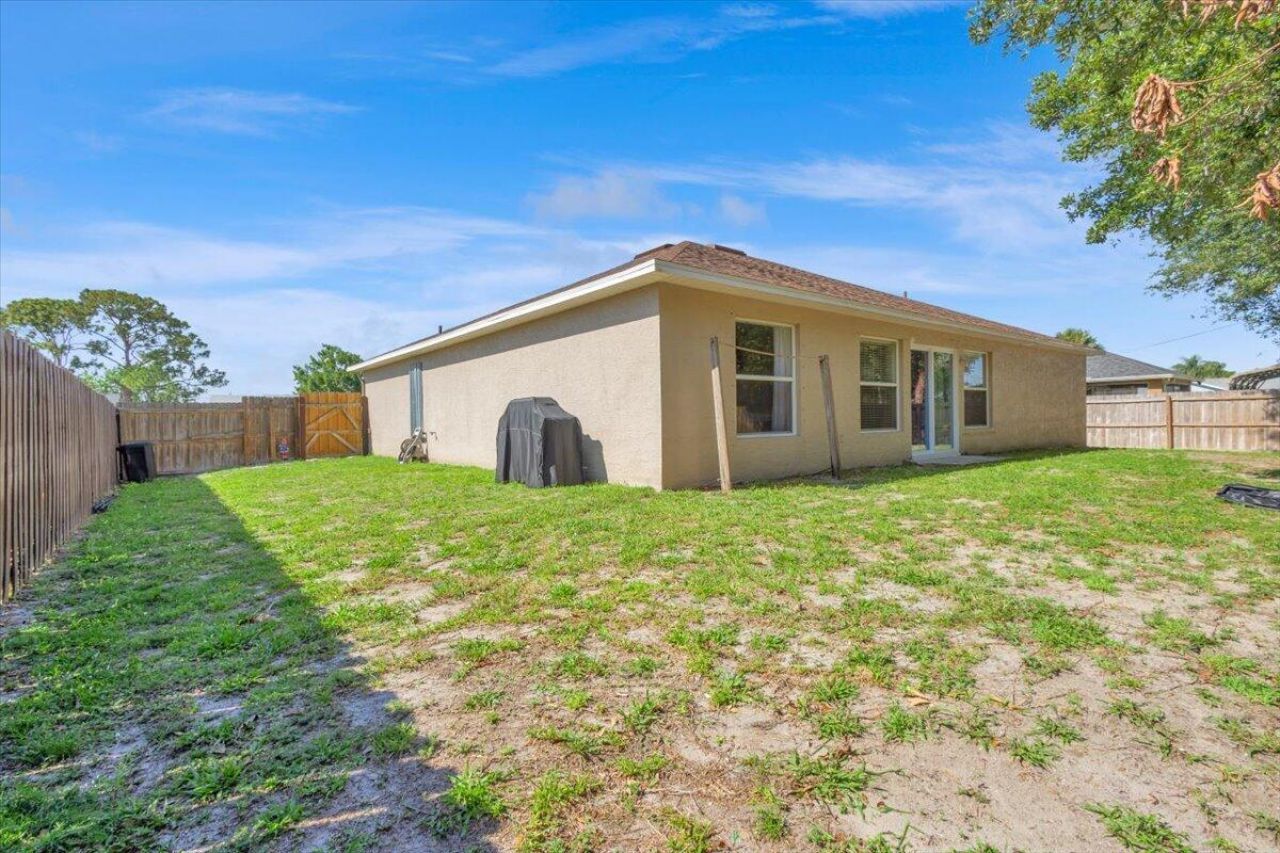 538 SW Comet Terrace, Port Saint Lucie, FL 34953 Photo
