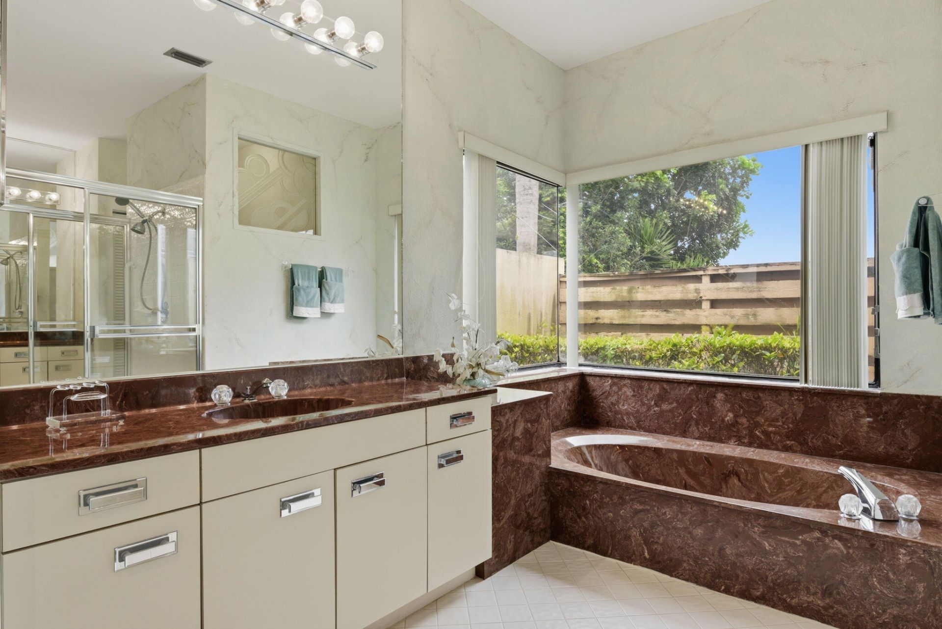 10330 Silver Lake Drive, Boca Raton, FL 33428 Photo