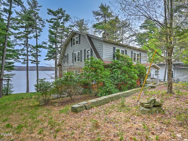 100 Harbor Landing , Paupack, PA 18451