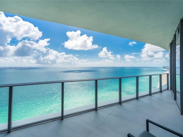15701 Collins Ave, Unit 2903, Sunny Isles Beach, FL 33160