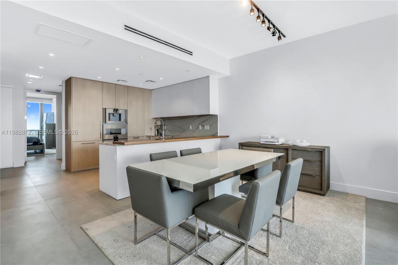 15701 Collins Ave, Unit 2903, Sunny Isles Beach, FL 33160 Photo