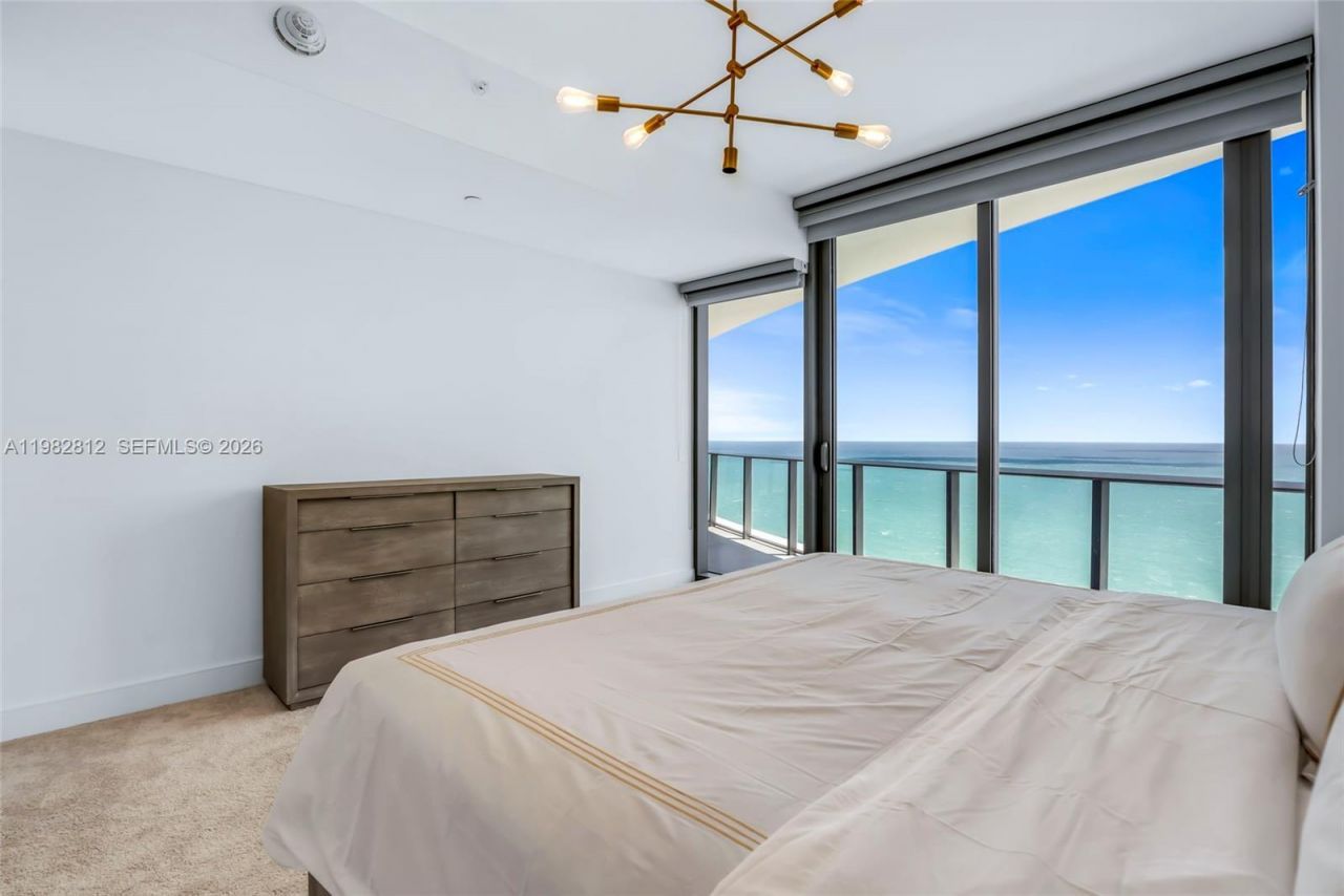 15701 Collins Ave, Unit 2903, Sunny Isles Beach, FL 33160 Photo