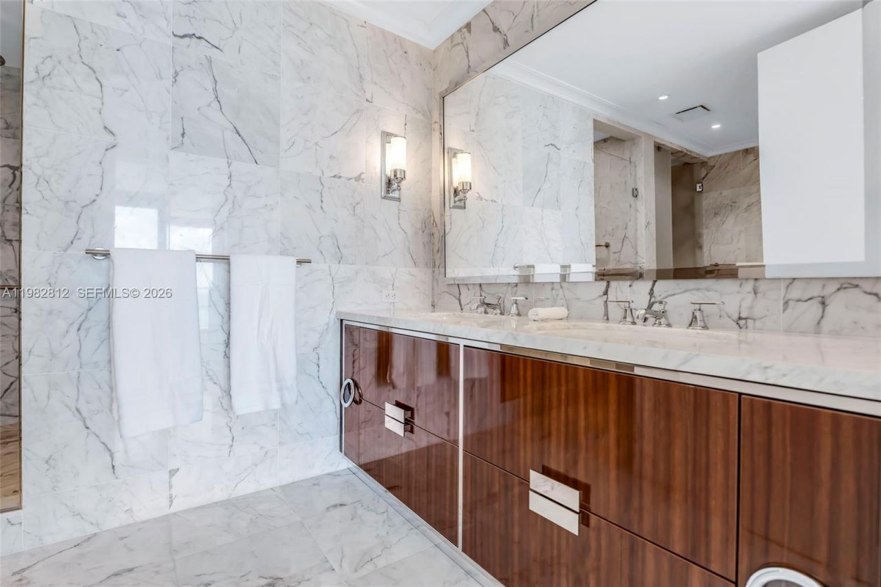 15701 Collins Ave, Unit 2903, Sunny Isles Beach, FL 33160 Photo