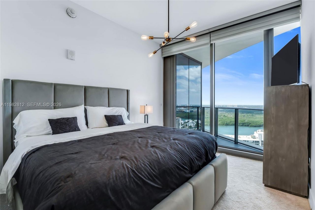 15701 Collins Ave, Unit 2903, Sunny Isles Beach, FL 33160 Photo