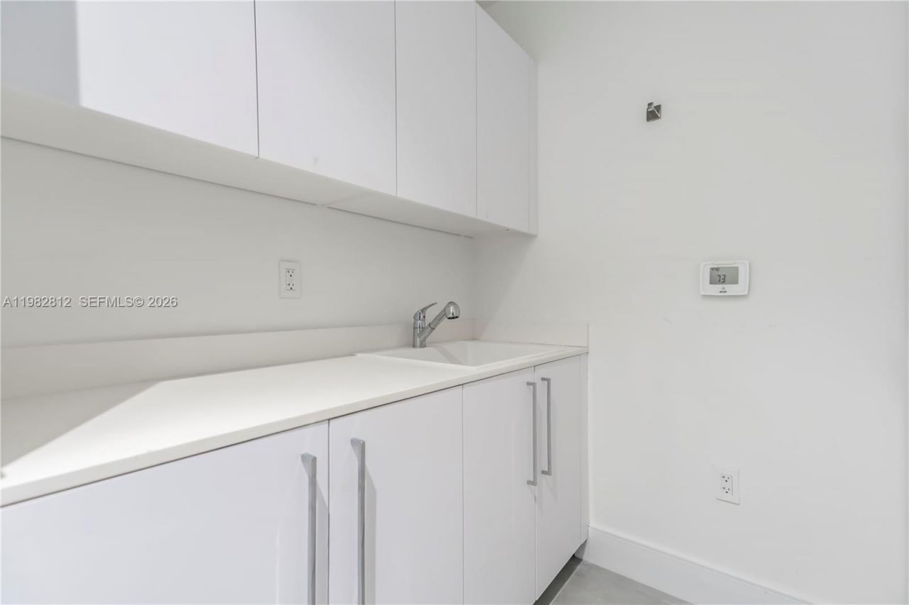 15701 Collins Ave, Unit 2903, Sunny Isles Beach, FL 33160 Photo