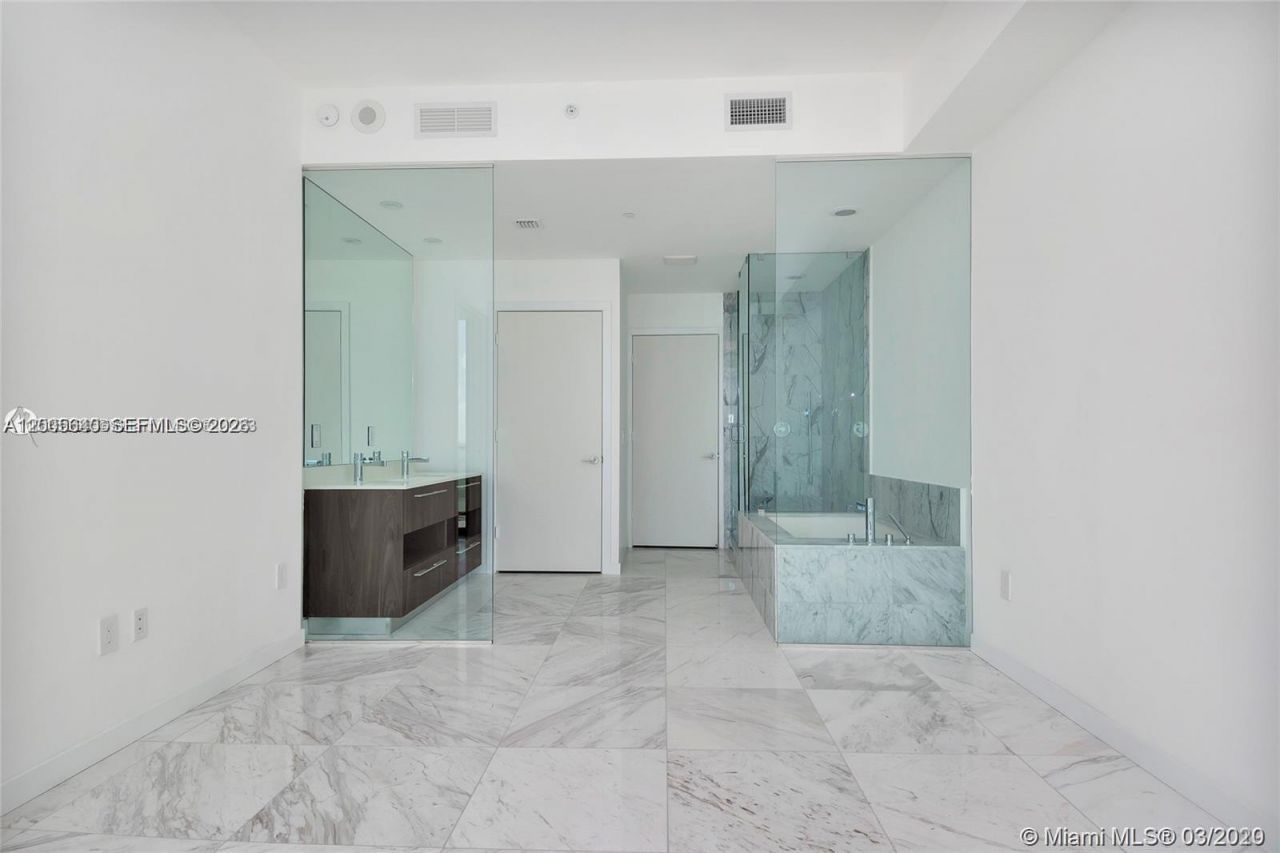 480 NE 31st St, Unit 2505, Miami, FL 33137 Photo
