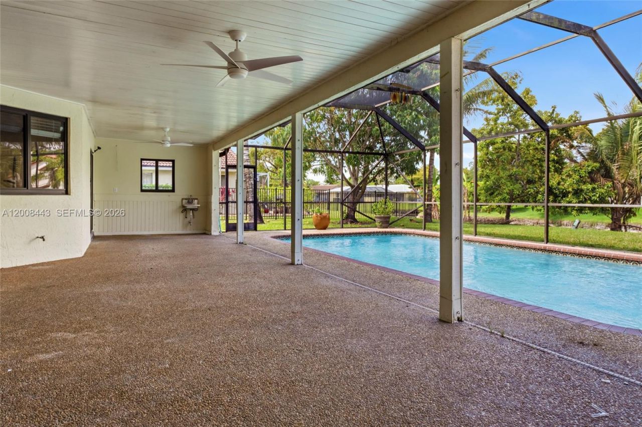 1768 NW 97th Ter, Coral Springs, FL 33071 Photo
