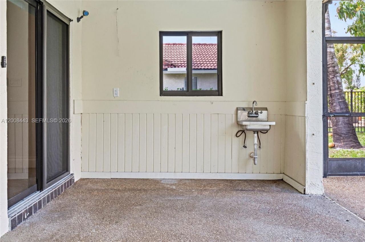 1768 NW 97th Ter, Coral Springs, FL 33071 Photo