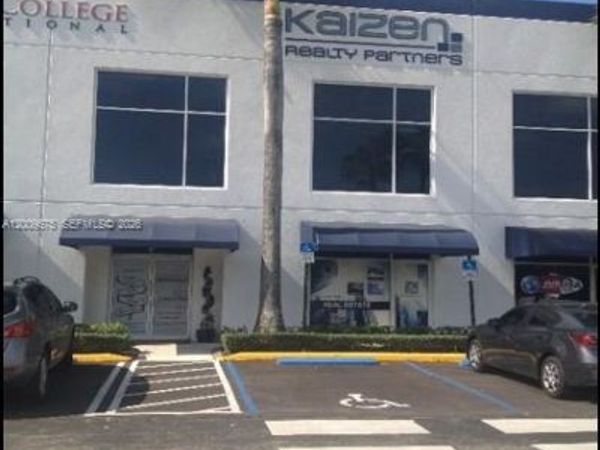 7500 NW 25th St, Unit 114, Miami, FL 33122