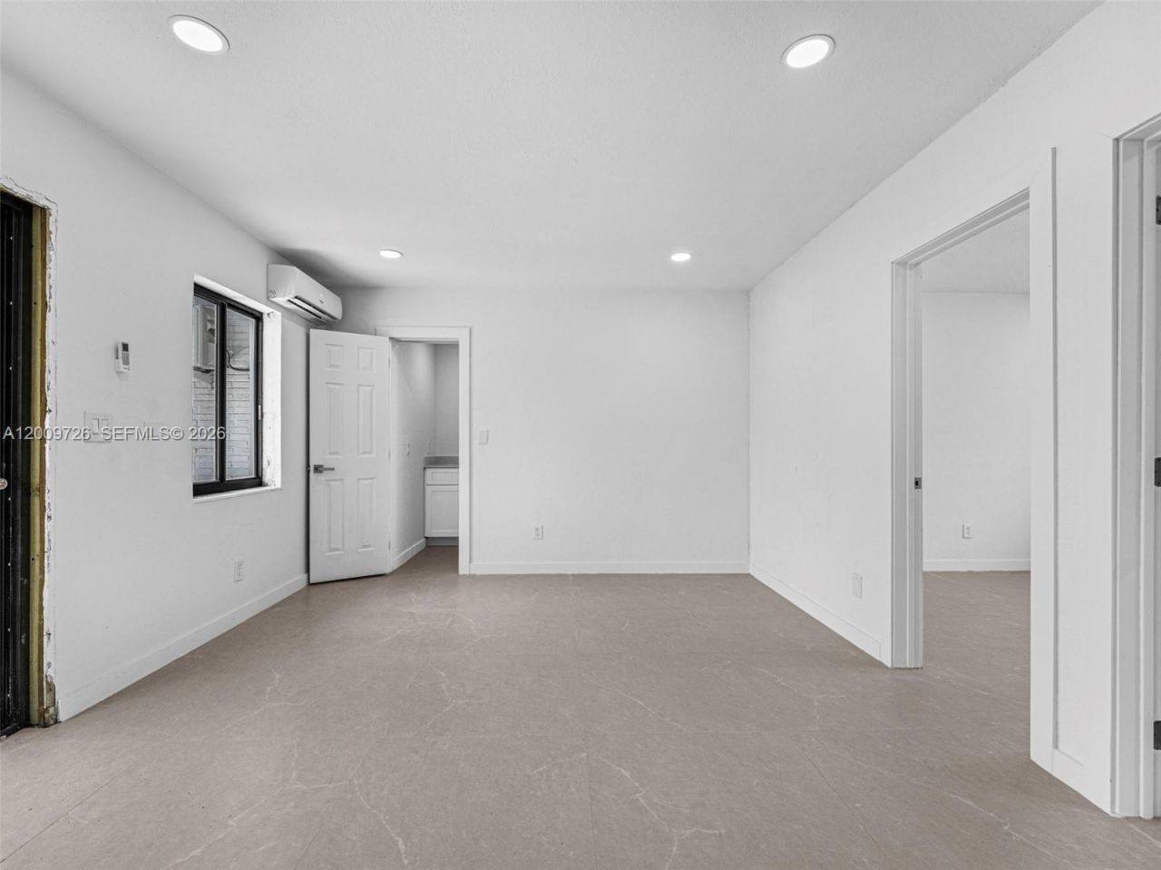 1370 W 29th St, Unit A, Hialeah, FL 33012 Photo