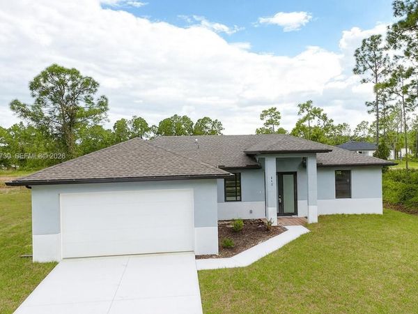 612 Ames ST E , Lehigh Acres, FL 33974