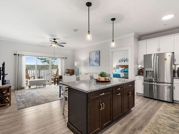 57 Long Point Rd, Unit 205, Lakeville, MA 02347