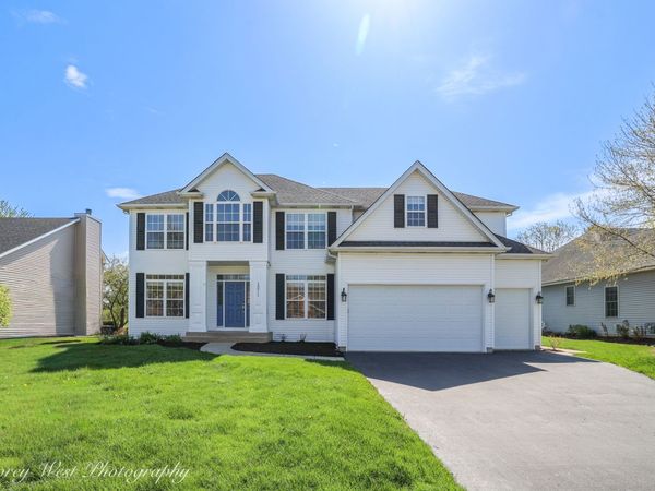 1571 Melbourne Street , Elburn, IL 60119