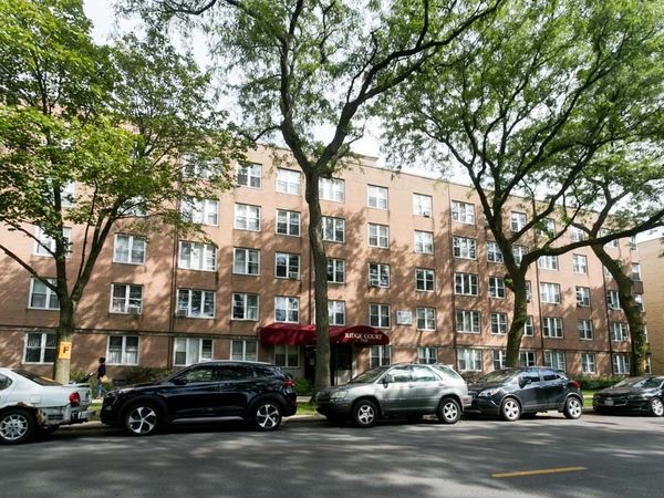 7333 N Ridge Boulevard , Unit 201, Chicago, IL 60645