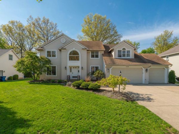 4143 Firestone Ln, Vermilion, OH 44089