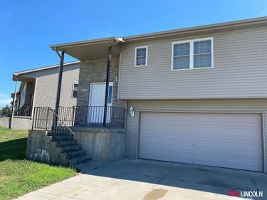6834 Whitewater Lane , Lincoln, NE 68521