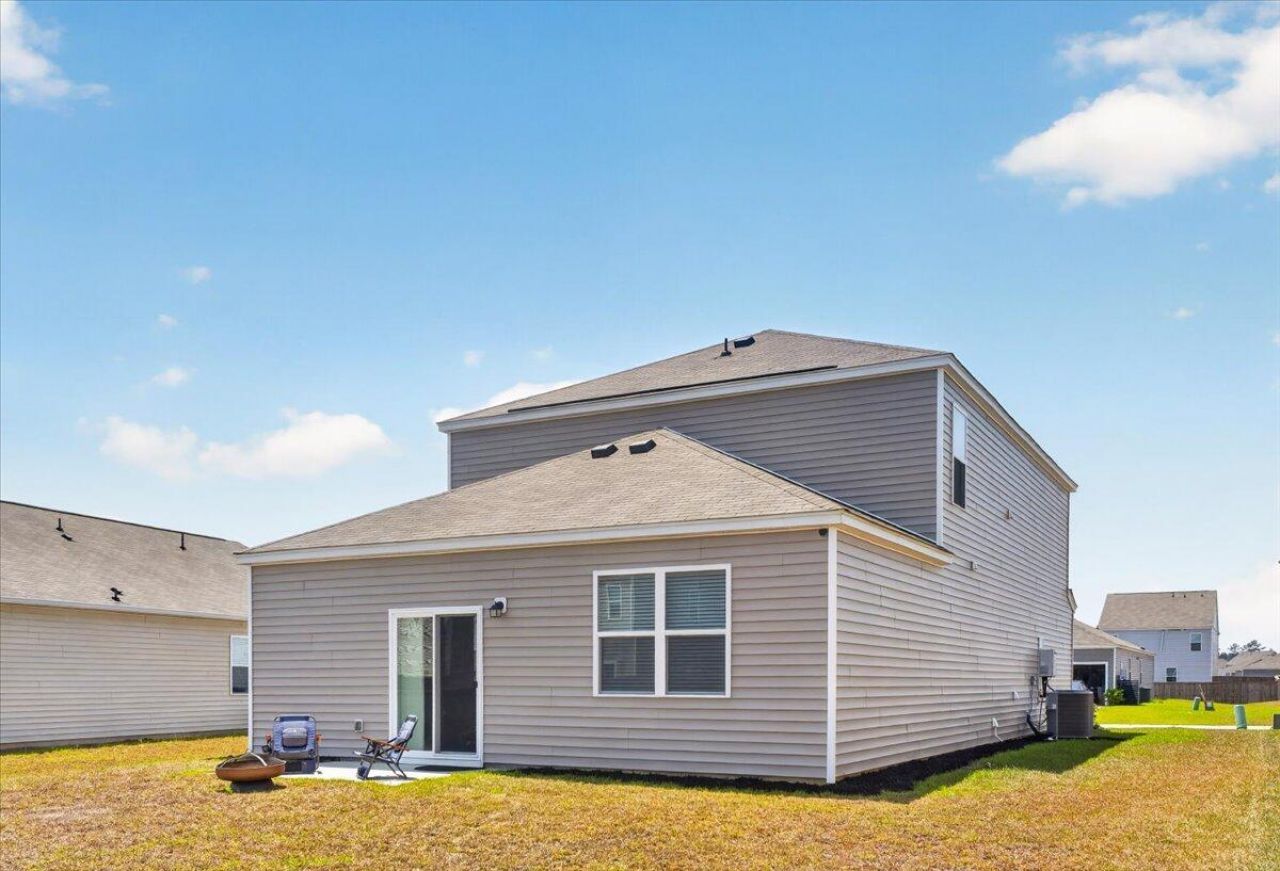 218 Watersglen Drive Photo 37