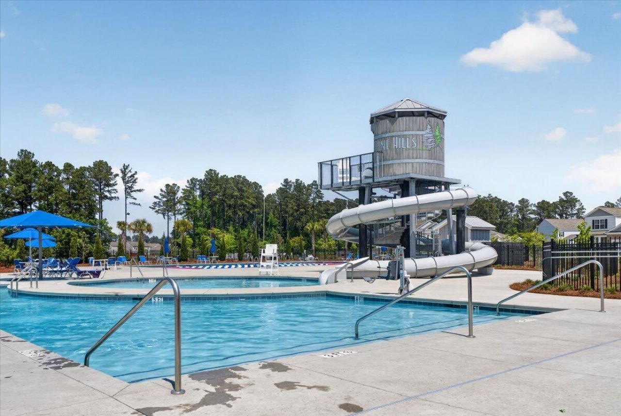 218 Watersglen Drive Photo 39