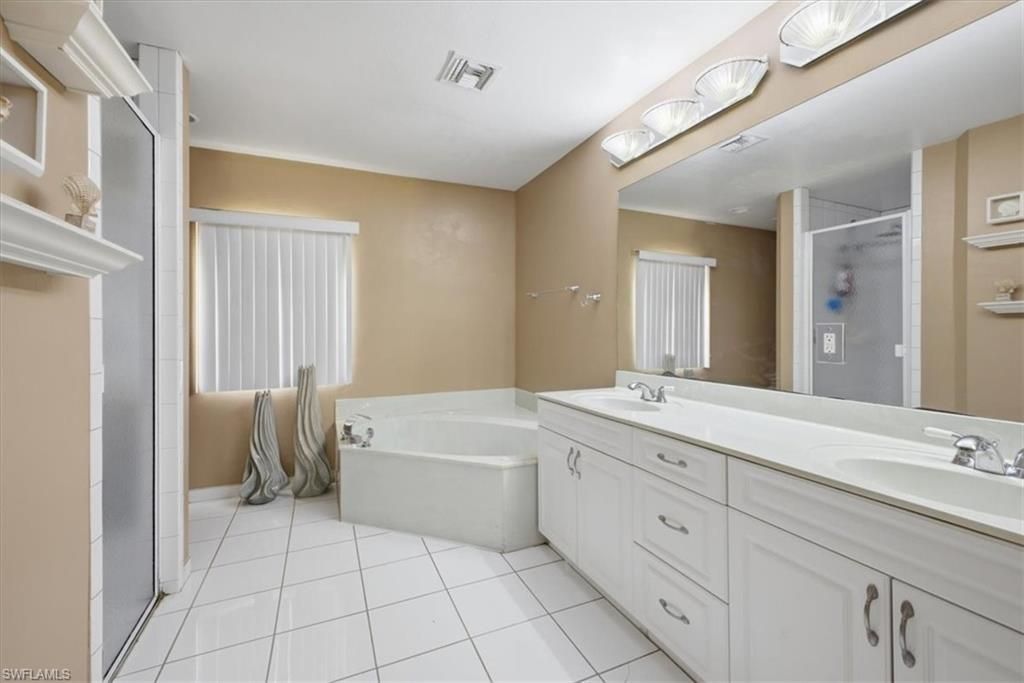 1420 Columbus Ave, Lehigh Acres, FL 33972 Photo