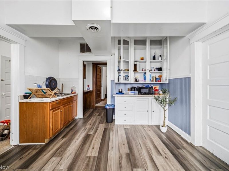 1947 Coltman Road , Cleveland, OH 44106 Photo 24