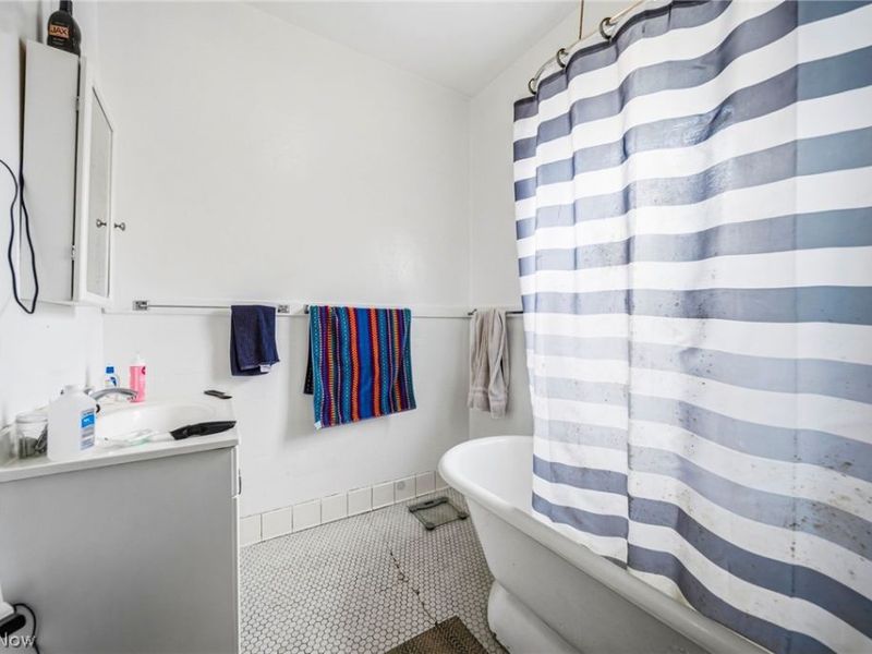 1947 Coltman Road , Cleveland, OH 44106 Photo 44