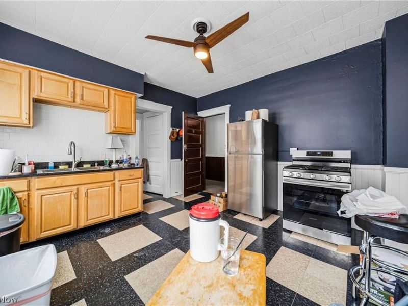 1949 Coltman Road , Cleveland, OH 44106 Photo 23