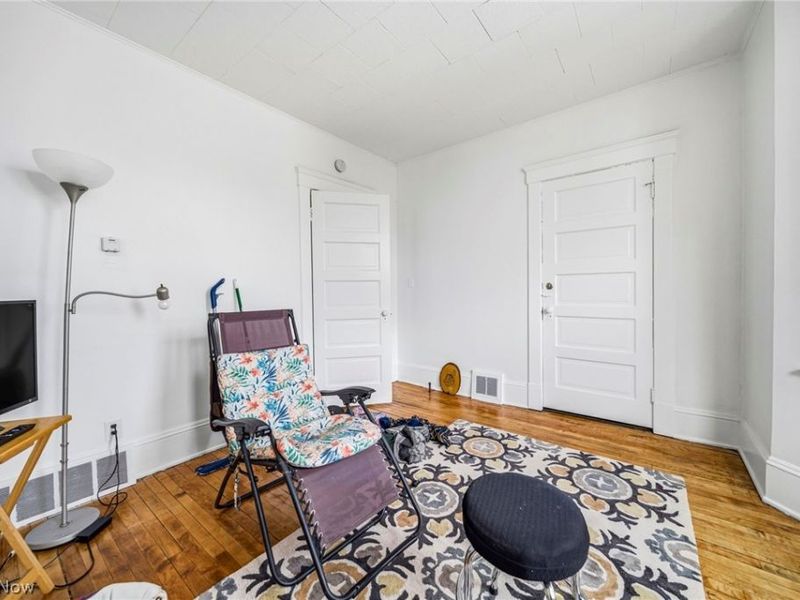 1949 Coltman Road , Cleveland, OH 44106 Photo 27