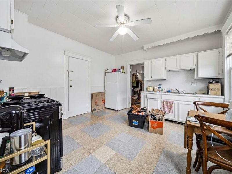 1949 Coltman Road , Cleveland, OH 44106 Photo 31