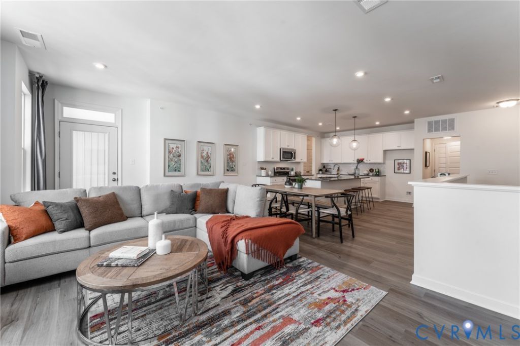 5313 Twisting Vine Lane Glen Allen, VA 23059
