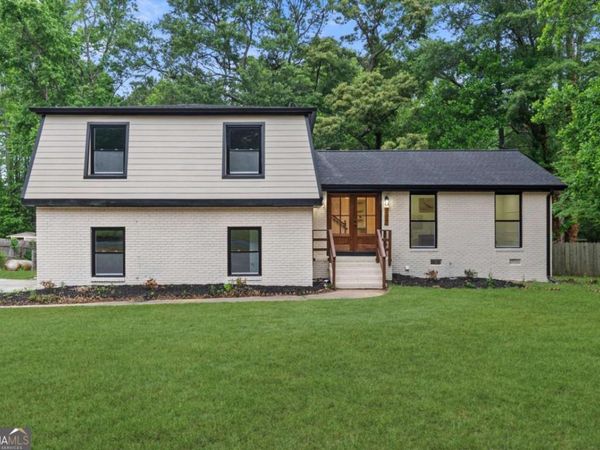 105 Lafayette Drive, Fayetteville, GA 30214