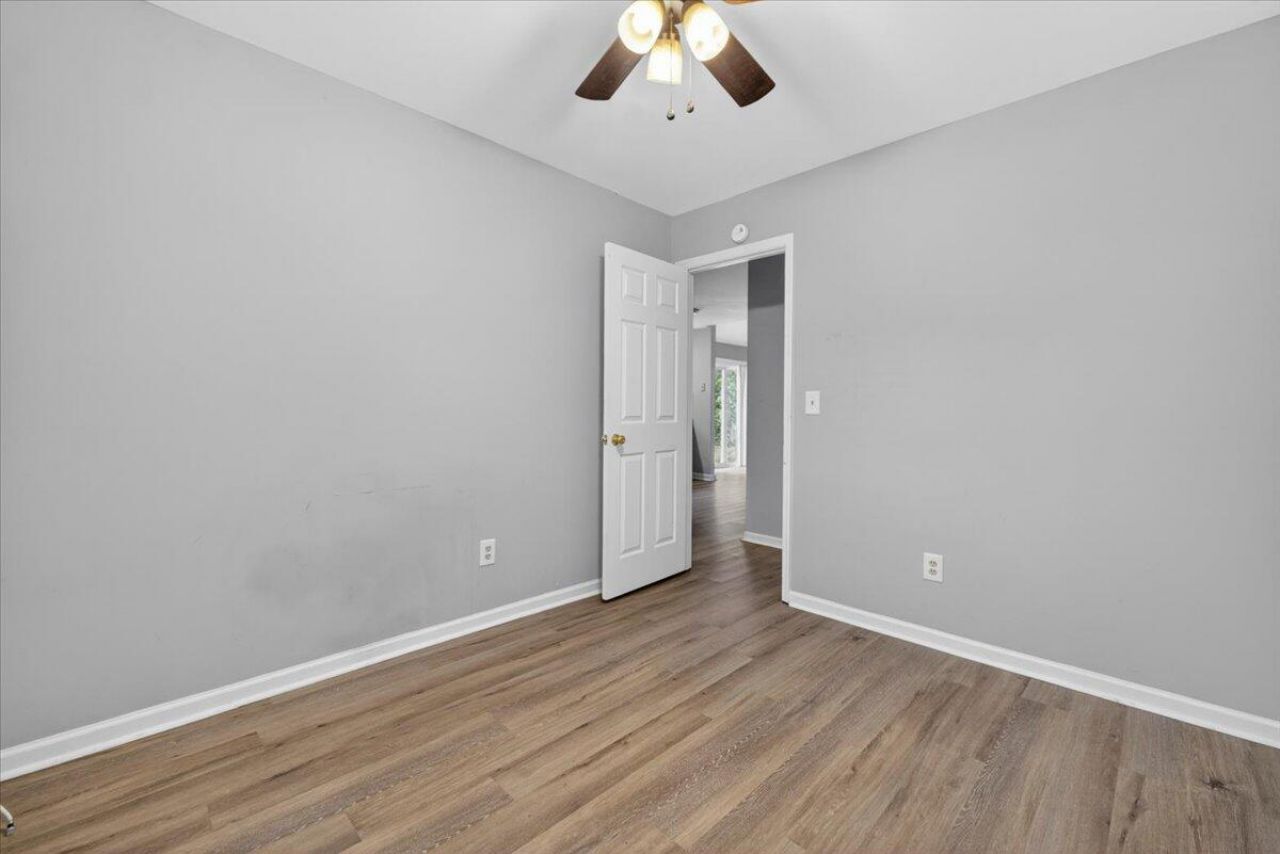 519 Temple Road Photo 16