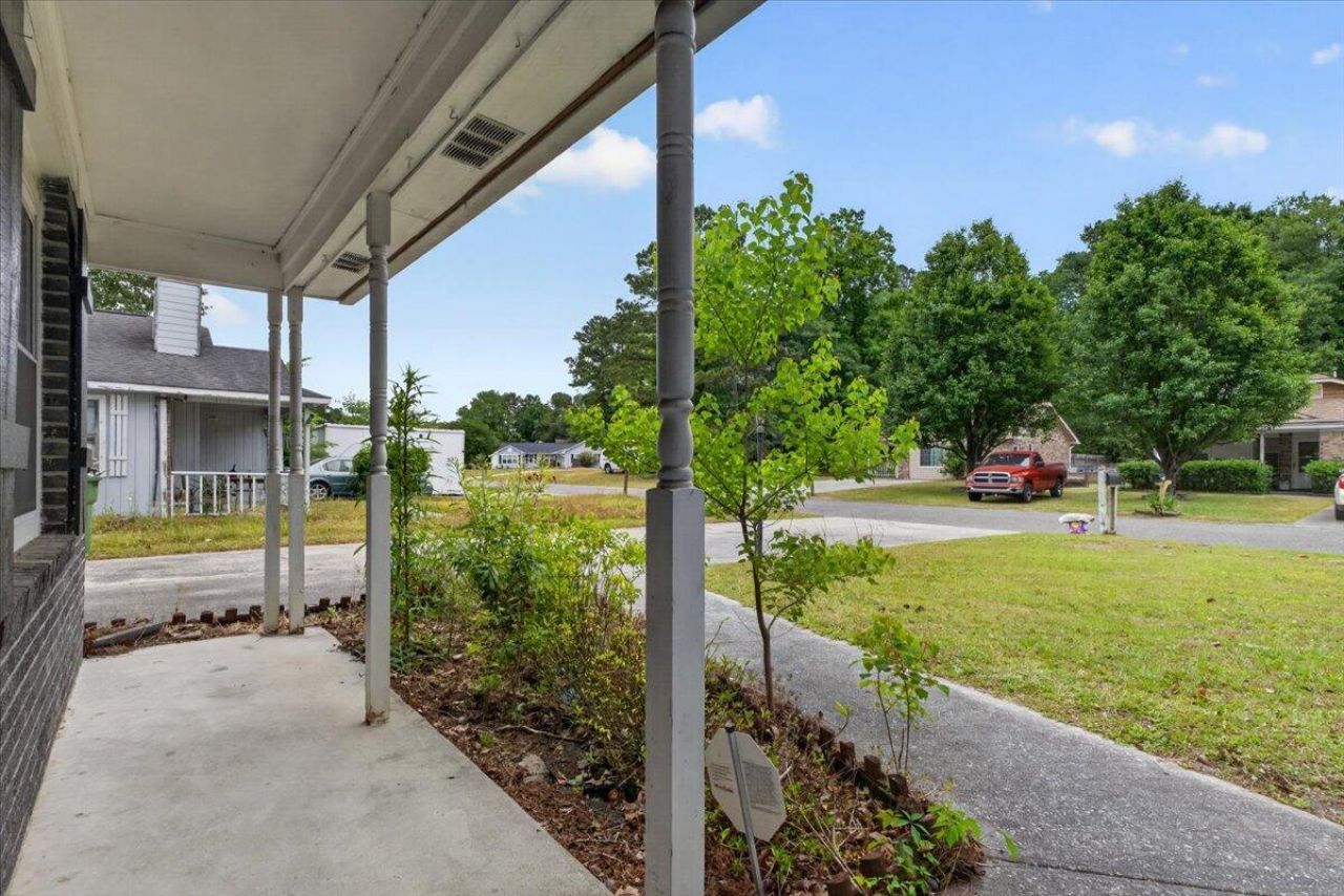 519 Temple Road Photo 4