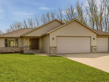 6328 Freedom Lane NW, Rochester, MN 55901