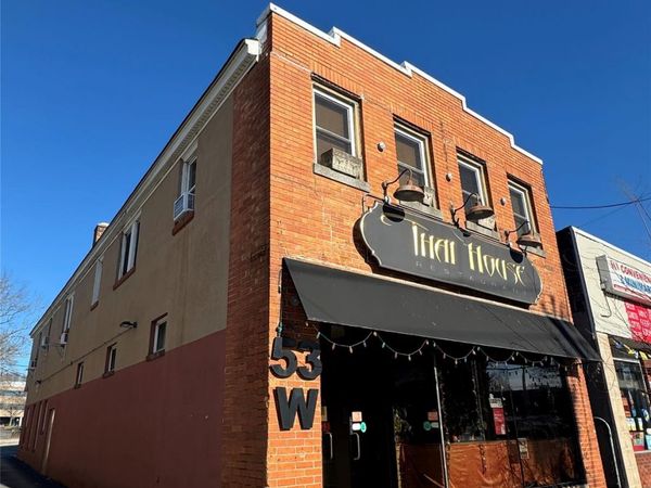 53 W Main Street , Smithtown, NY 11787