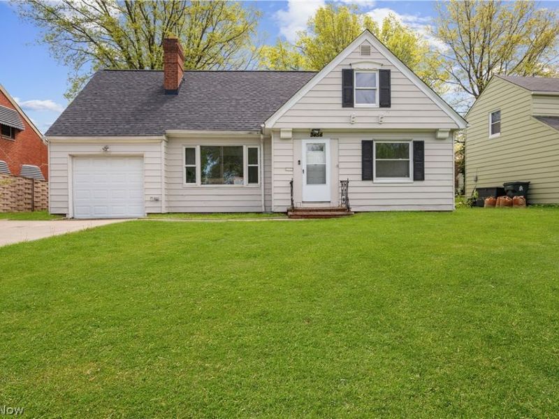 3454 Monticello Boulevard , Cleveland Heights, OH 44121 Photo 1