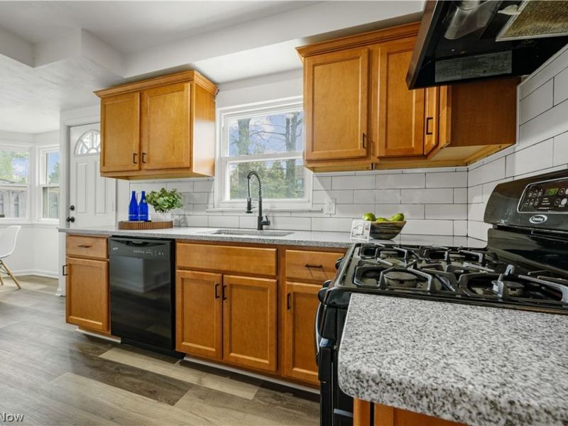 3454 Monticello Boulevard , Cleveland Heights, OH 44121 Photo 12