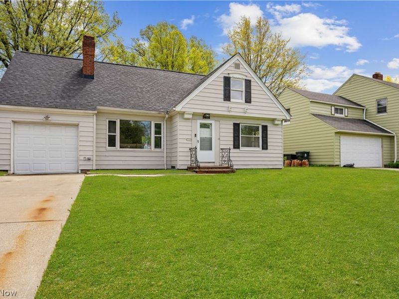 3454 Monticello Boulevard , Cleveland Heights, OH 44121 Photo 2