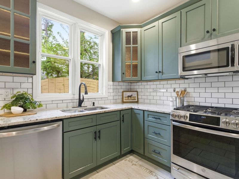 403 Morrison Avenue , Columbus, OH 43205 Photo 13