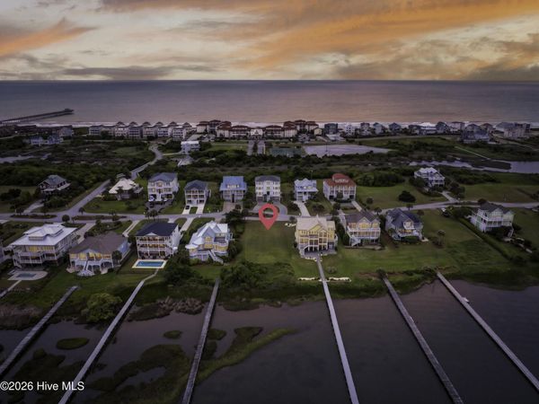 37 Sailview Drive , North Topsail Beach, NC 28460