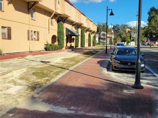 914 SW 8TH AVENUE , Unit 26, GAINESVILLE, FL 32601