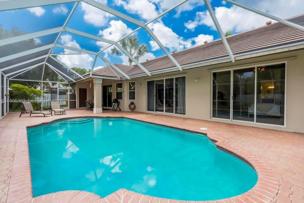 17921 NW 10th St, Pembroke Pines, FL 33029 Photo