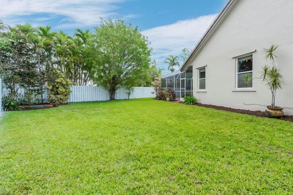 17921 NW 10th St, Pembroke Pines, FL 33029 Photo