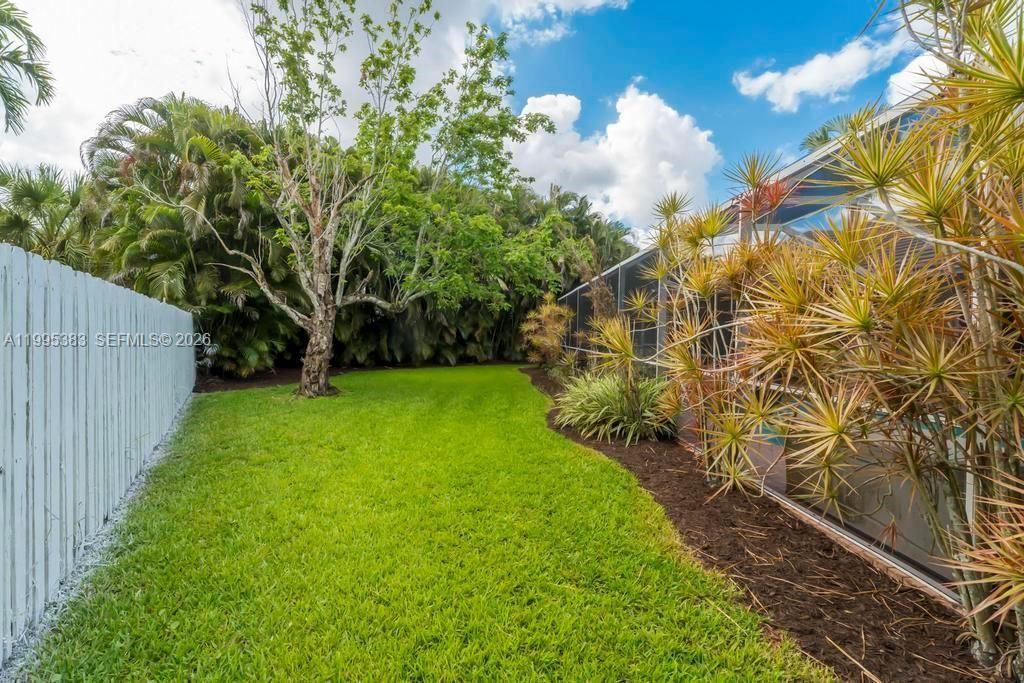17921 NW 10th St, Pembroke Pines, FL 33029 Photo